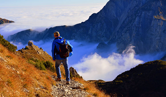 mountain hiking travel insurance